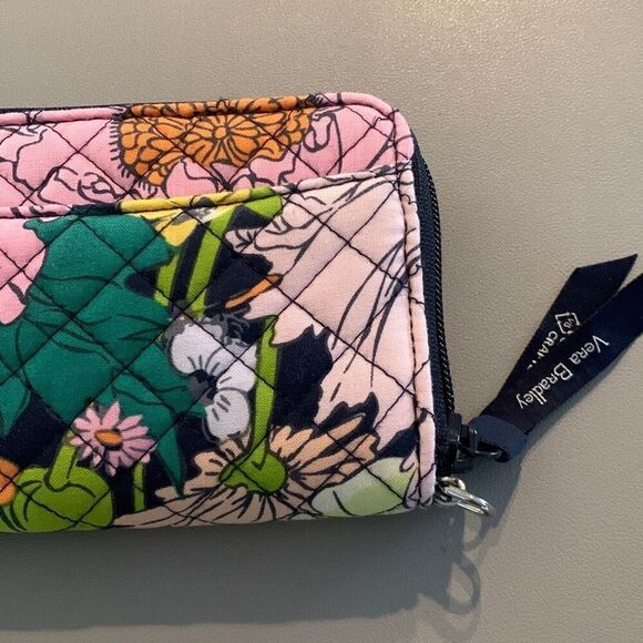 Vera Bradley Zip 8” Wallet - Picture 5 of 6